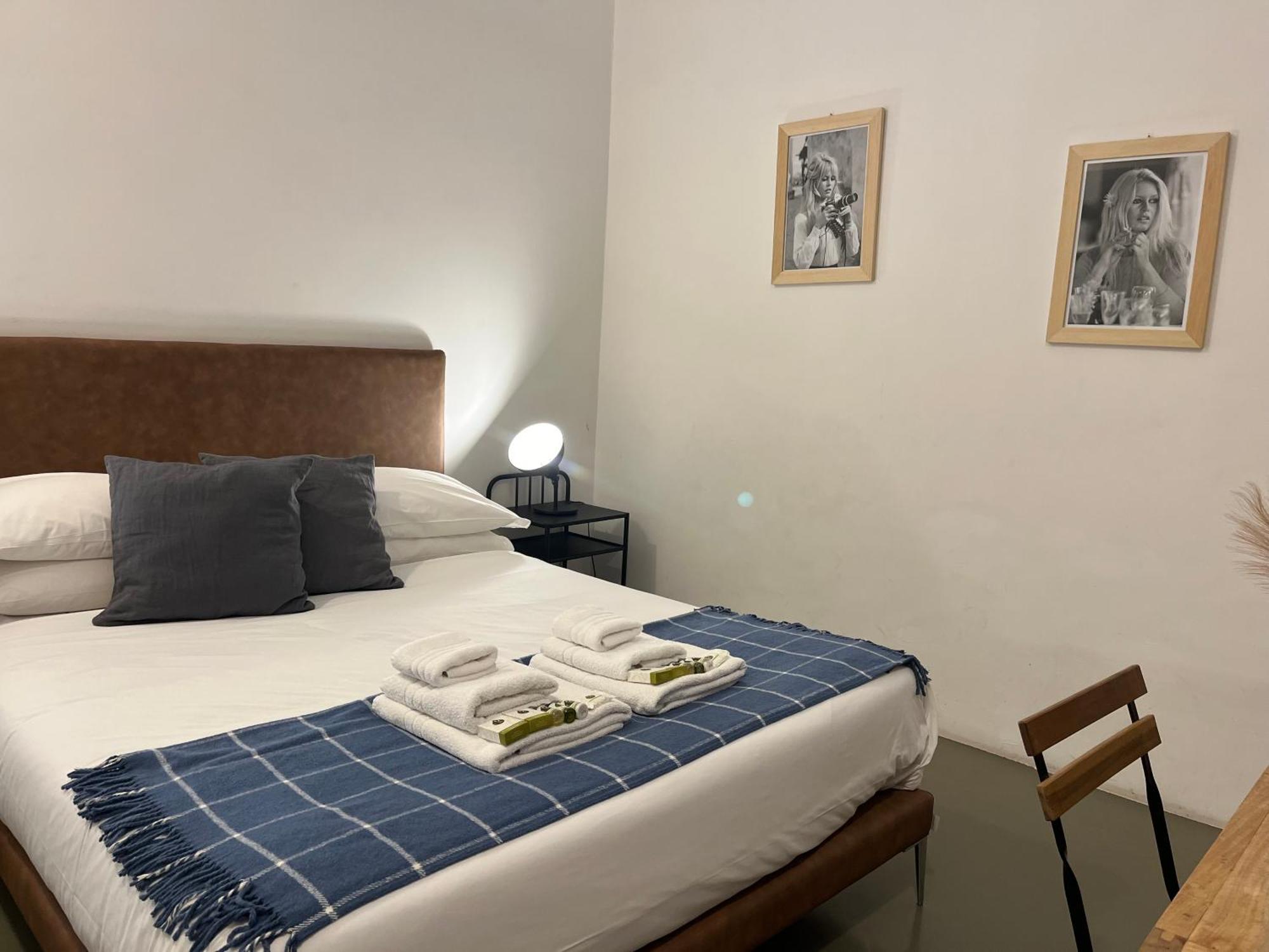 Stazione Termini 300 Mq Con 4 Vista E Idromassaggio Apartamento